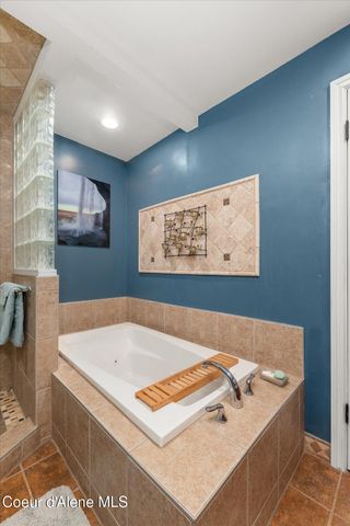 5050 N Ezy St, Coeur D'alene, ID 83815