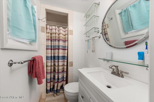 5050 N Ezy St, Coeur D'alene, ID 83815