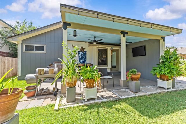 611 Settlement ST, Cedar Park, TX 78613