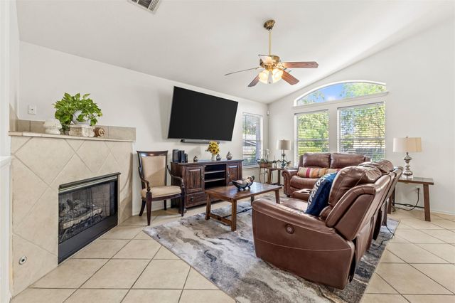 611 Settlement ST, Cedar Park, TX 78613