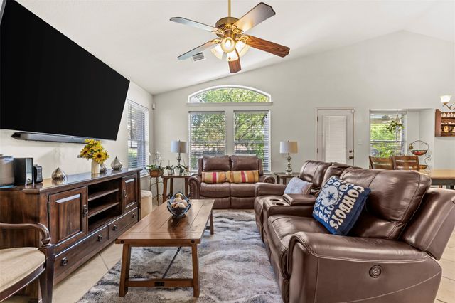 611 Settlement ST, Cedar Park, TX 78613