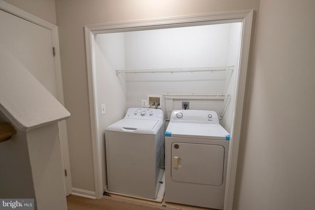 107 BISHOPSTONE CIR, Frederick, MD 21702