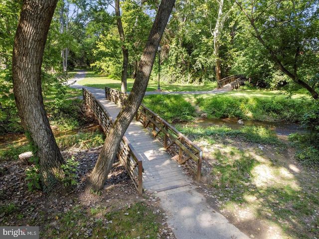 107 BISHOPSTONE CIR, Frederick, MD 21702