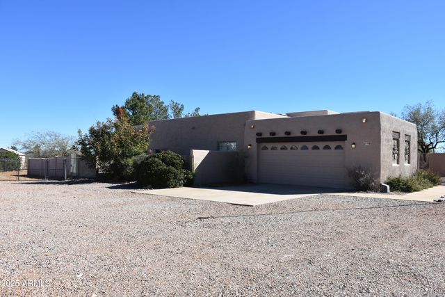 4199 S Comanche Drive, Sierra Vista, AZ 85650