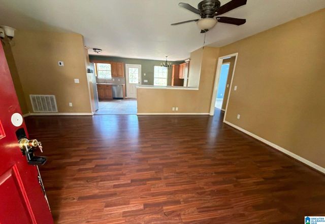 102 LAKEVIEW DRIVE, Pinson, AL 35126
