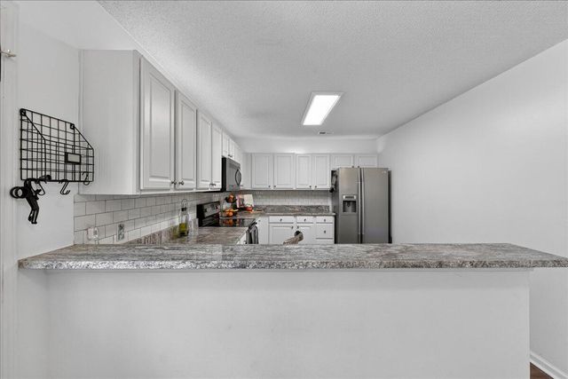 4012 Carolina Bay Drive, Moncks Corner, SC 29461