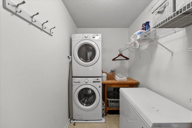 4012 Carolina Bay Drive, Moncks Corner, SC 29461