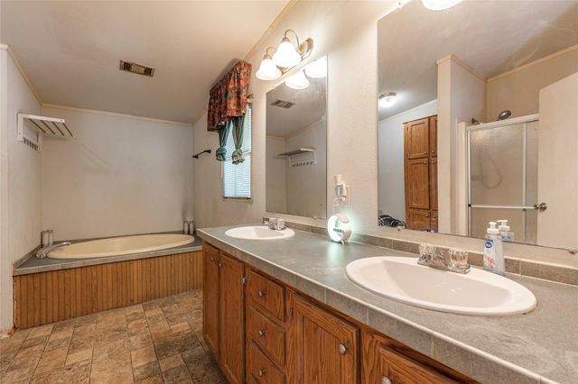 4624 6th Street, Bacliff, TX 77518