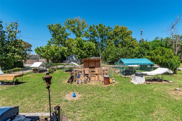 4624 6th Street, Bacliff, TX 77518