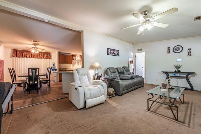 4624 6th Street, Bacliff, TX 77518