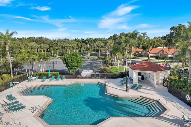 20130 Golden Panther DR 1, Estero, FL 33928