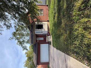 26887 Minock Circle, Redford, MI 48239