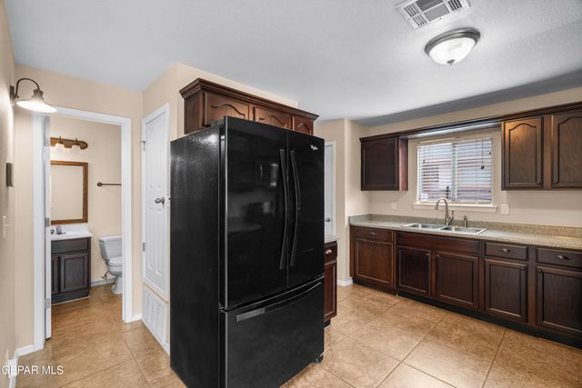 5360 IGNACIO FRIAS Drive, El Paso, TX 79934