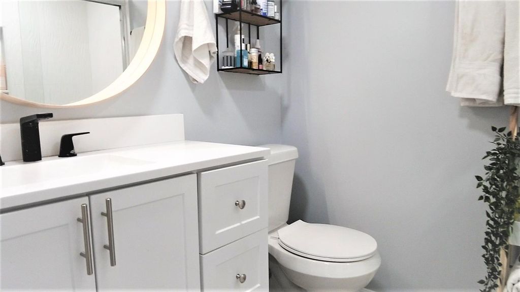 Image 16 of property listing at 1036 BONAIRE DRIVE 2836, Altamonte Springs, FL 32714