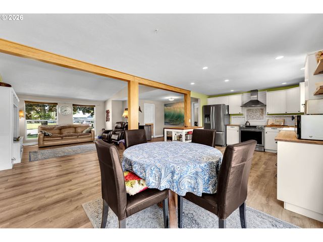 1217 Se 147TH Ave, Vancouver, WA 98683