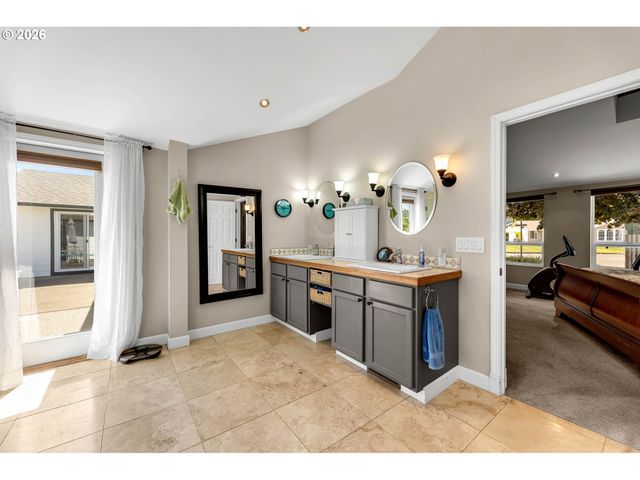 1217 Se 147TH Ave, Vancouver, WA 98683