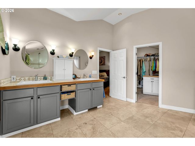 1217 Se 147TH Ave, Vancouver, WA 98683