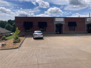 100 Parkwood Street B, Lowell, AR 72745