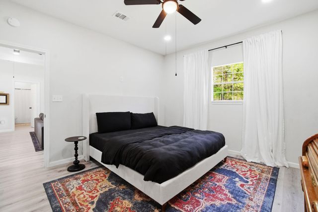 161 Seminole Circle, Onalaska, TX 77360