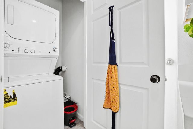 161 Seminole Circle, Onalaska, TX 77360