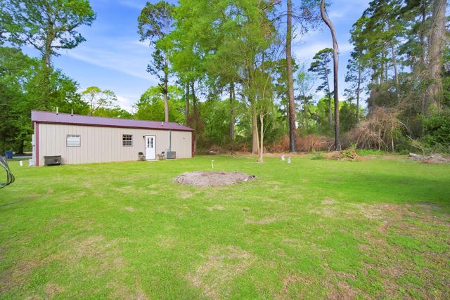 161 Seminole Circle, Onalaska, TX 77360