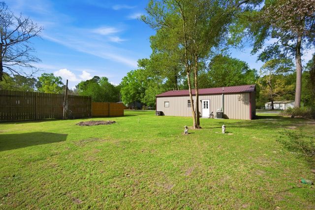 161 Seminole Circle, Onalaska, TX 77360