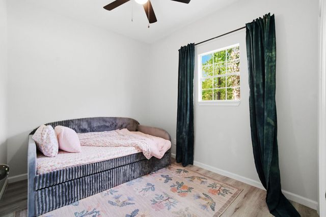 161 Seminole Circle, Onalaska, TX 77360