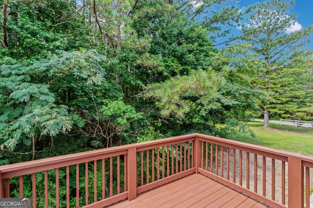 18 Farmington Drive, Temple, GA 30179