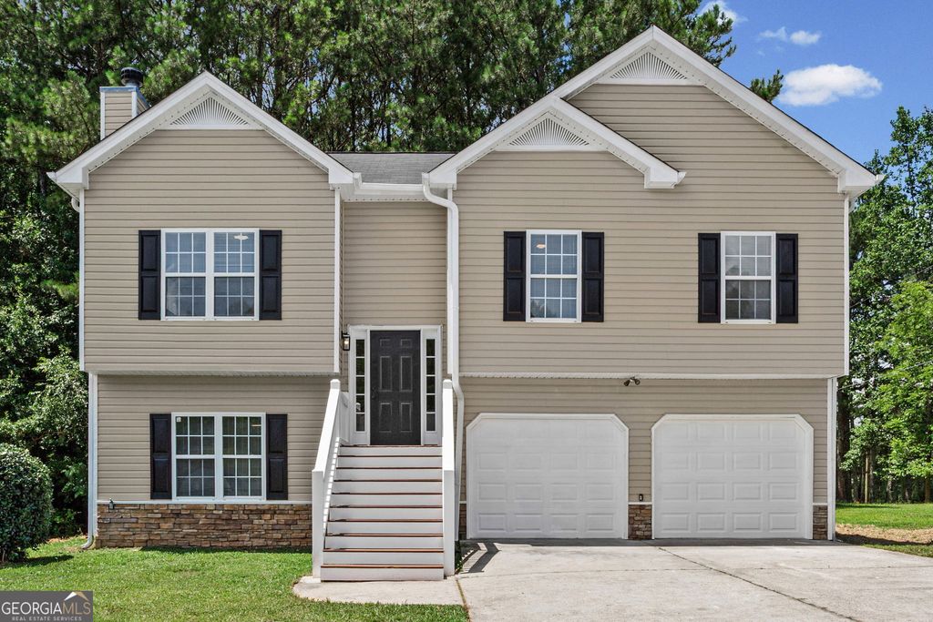 18 Farmington Drive, Temple, GA 30179
