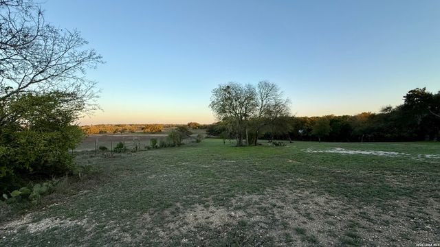 638 Cool Spring Drive, Spring Branch, TX 78070