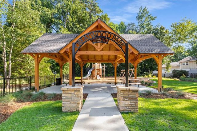 3426 Creatwood SE Trail, Smyrna, GA 30080