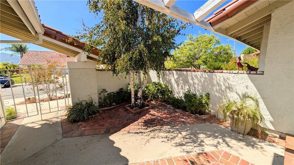 28859 Michelle Drive, Agoura Hills, CA 91301 — photo 3