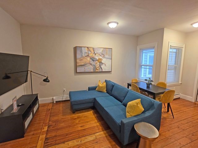 83-85 Newton St, Somerville, MA 02143