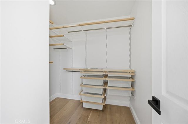 213 Aviation Place, Manhattan Beach, CA 90266