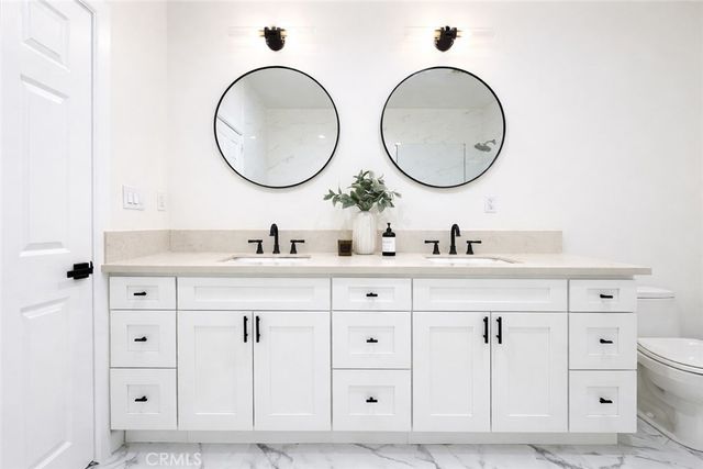 213 Aviation Place, Manhattan Beach, CA 90266