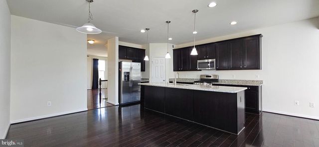 9010 BELO GATE DR, Manassas Park, VA 20111