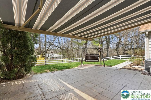 2001 Rolling Meadow Drive, Lower Macungie Twp, PA 18062