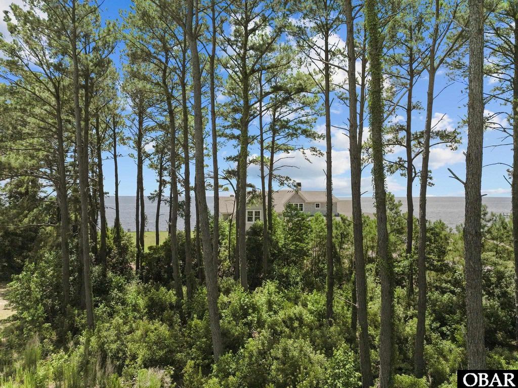 Image 8 of property listing at 101 Captains Way Lot 135, Powells Point, NC 27966