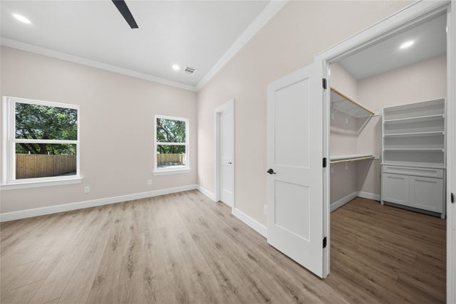 1818 E Tucker Street, Fort Worth, TX 76104