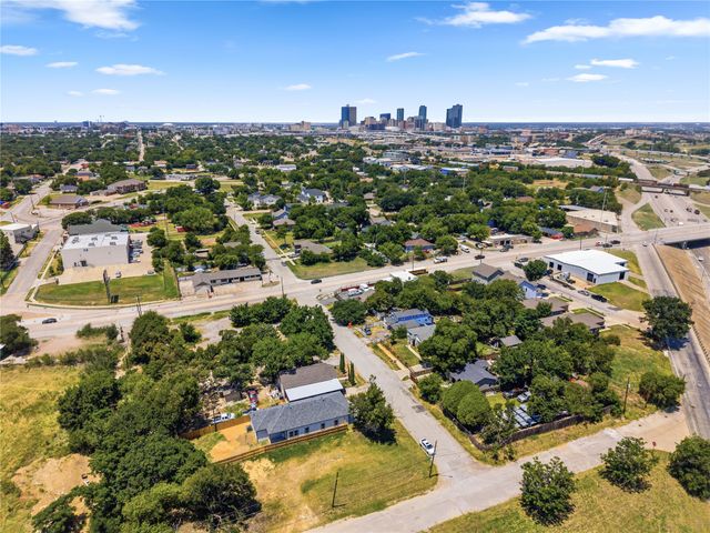 1818 E Tucker Street, Fort Worth, TX 76104