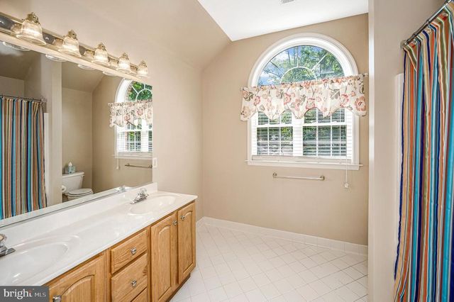 403 GOLD VALLEY RD, Locust Grove, VA 22508