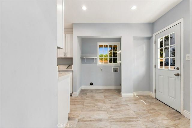 512 N Lazard Street, San Fernando, CA 91340