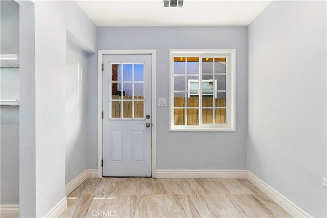 512 N Lazard Street, San Fernando, CA 91340