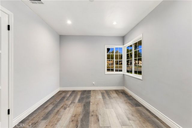 512 N Lazard Street, San Fernando, CA 91340