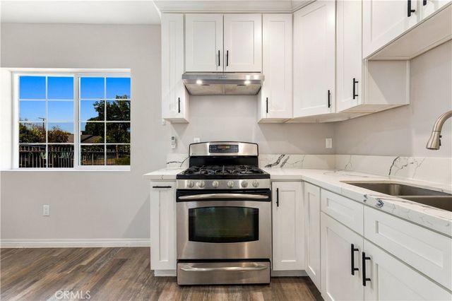 512 N Lazard Street, San Fernando, CA 91340