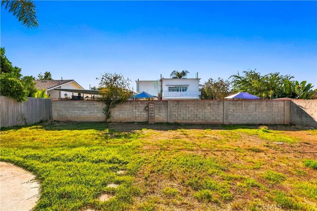 512 N Lazard Street, San Fernando, CA 91340