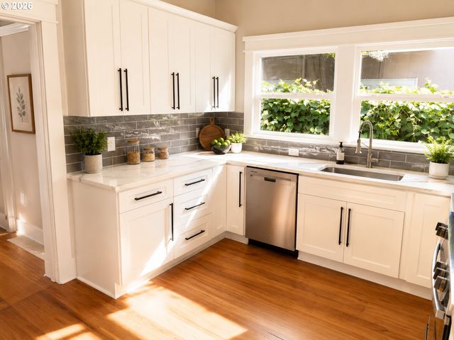 4816 N MISSISSIPPI Ave, Portland, OR 97217