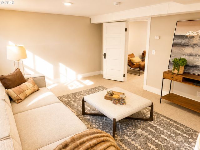 4816 N MISSISSIPPI Ave, Portland, OR 97217