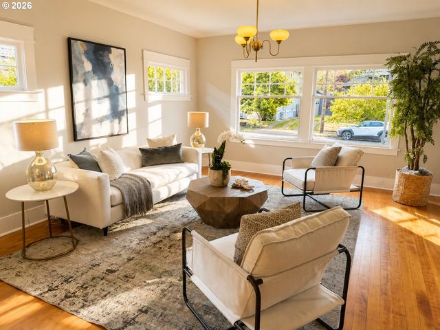 4816 N MISSISSIPPI Ave, Portland, OR 97217