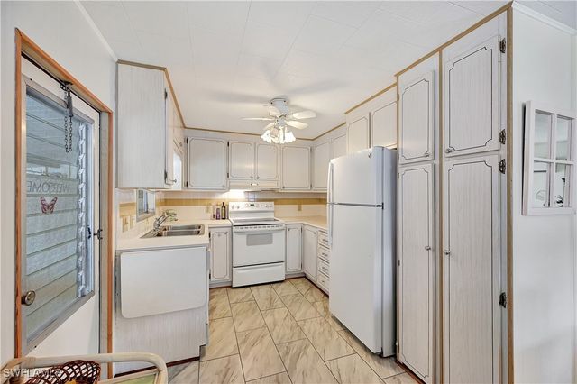 114 Enchanting BLVD, Naples, FL 34112